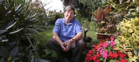 25 September 2018: Christine Walkden – Gardens of the UK